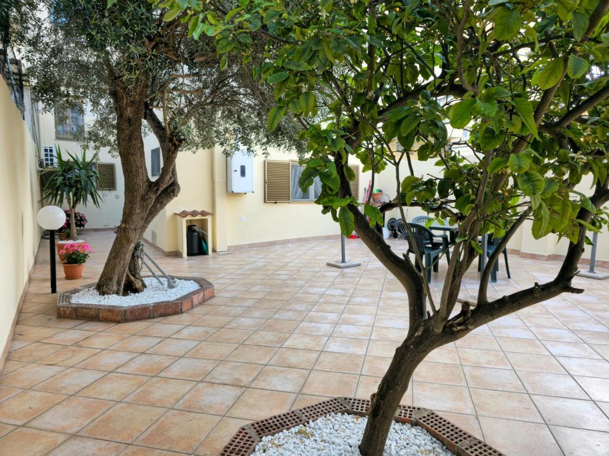 Apartamento Valery House Cagliari Exterior foto